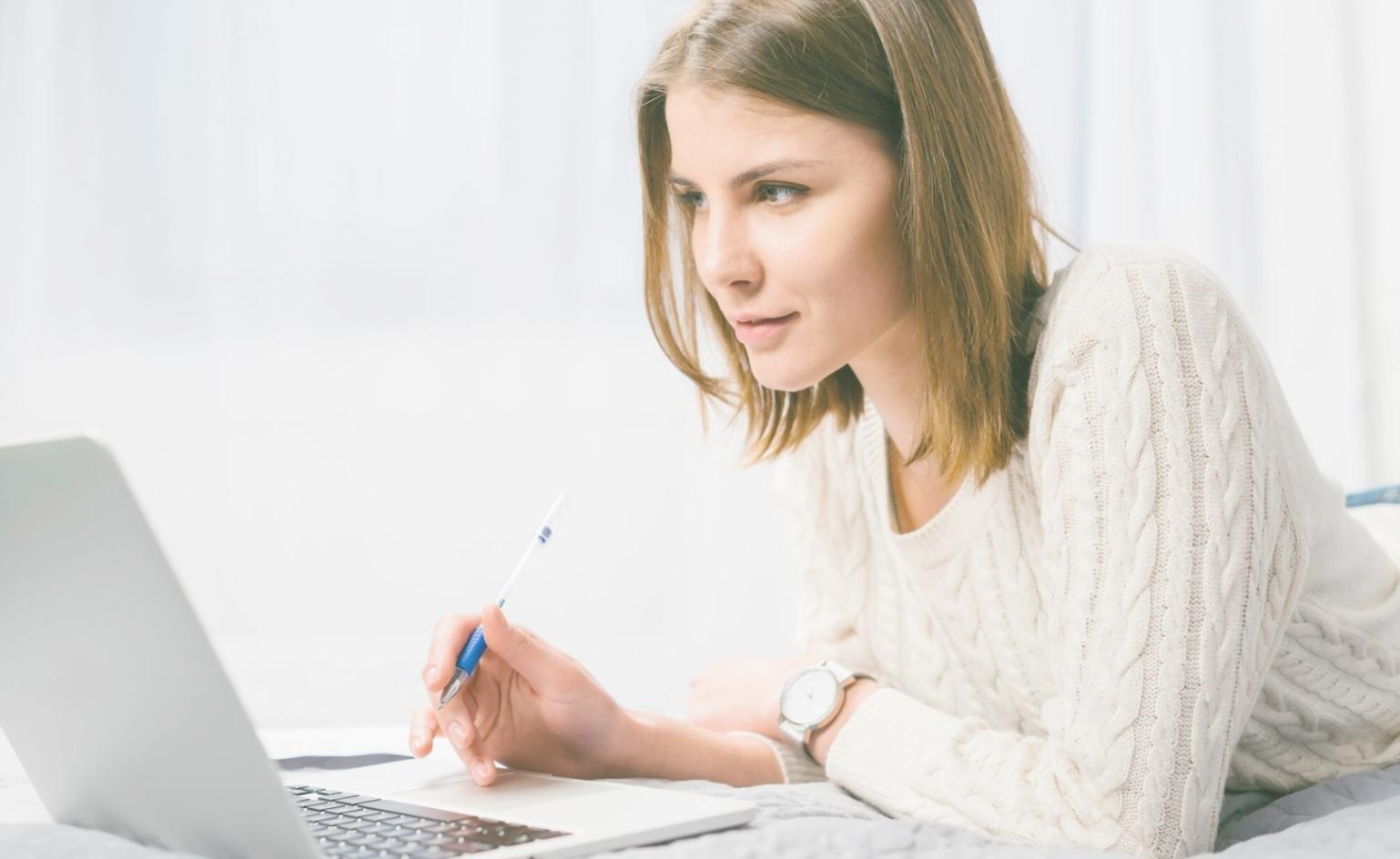 Présentation de résultats financiers avec graphiques de performance